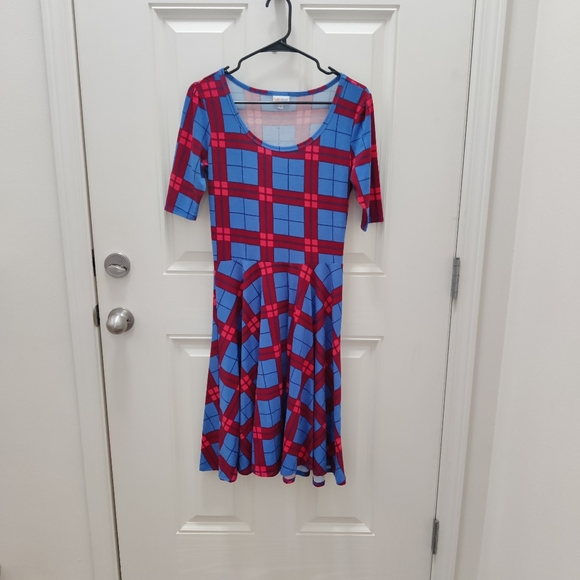 Set of 4 LuLaRoe Nicole Dresses size Small - Picture 3 of 10